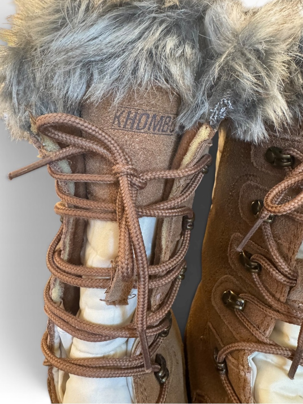 Khombu Faux-Fur Trim Quilted Lace-Up Winter Warm Boots size 7 - Picture 6 of 10